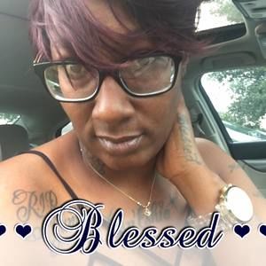 Meet your Posher, Moe